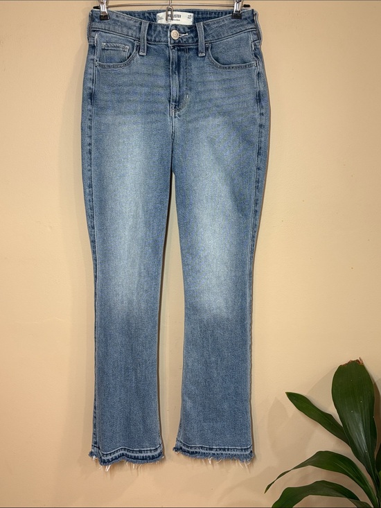 Hollister Denim - Hollister Light Blue Curvy High Rise Boot Cut Raw-Hem Jeans, 0 Short